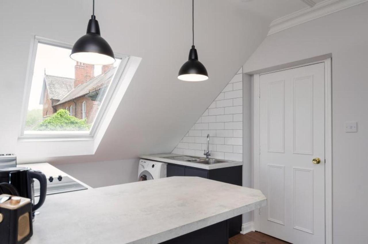 Time Is Now! Beautiful Apartment In York Exteriér fotografie